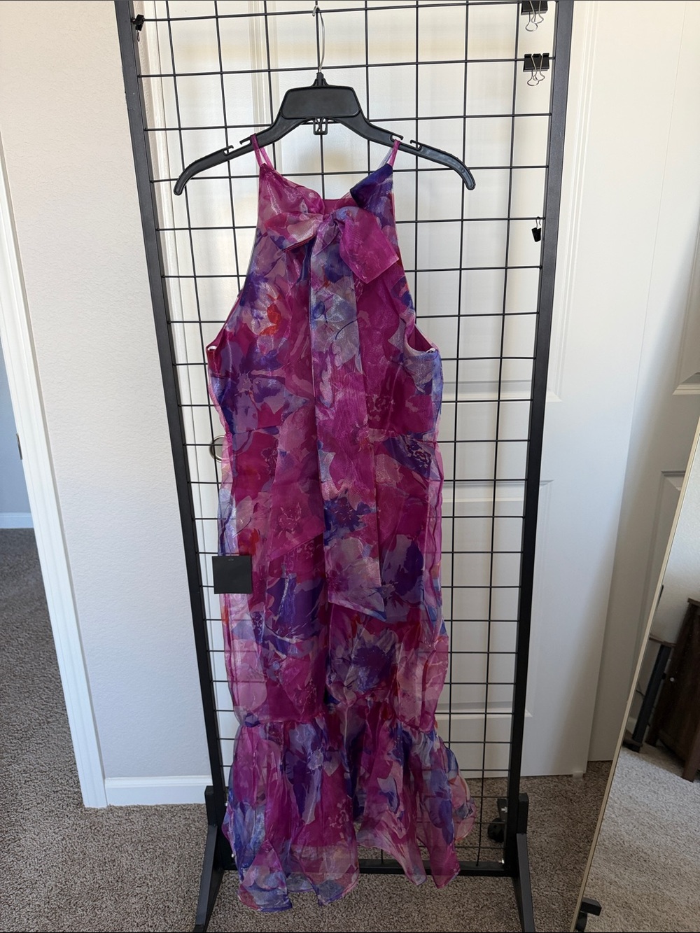 Lulu's Fuchsia & Purple Floral Halter Maxi - Picture 2 of 5